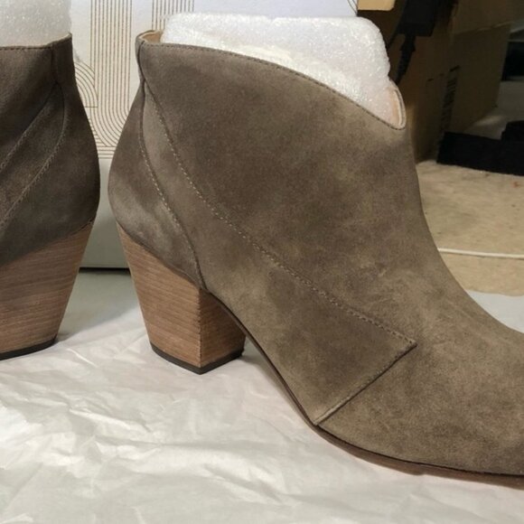 🔥 FIRE SALE CLOSET CLOSING🔥 Belle by Sigerson Morrison Yoko Bootie Suede 10.5 - Picture 6 of 6